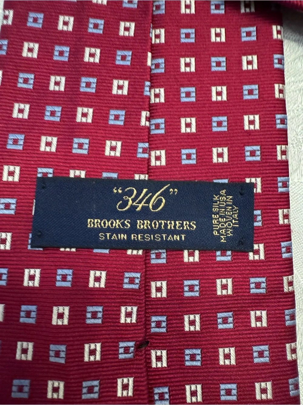 Brooks Brothers 346‎ Silk Tie Stain Resistant Red Old Money Preppy Dapper Square